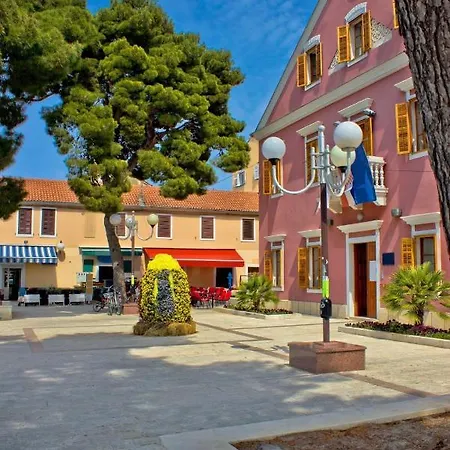 In With Balcony, Air Conditioning, W-lan 5013-1 Drage